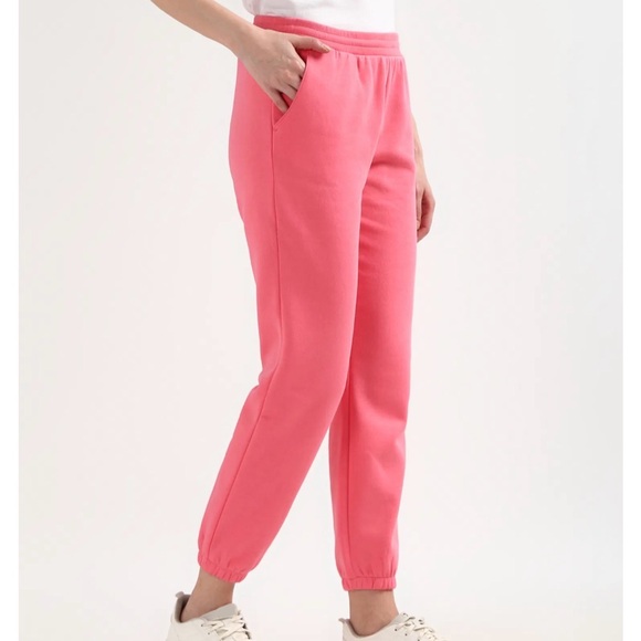 Tommy Hilfiger Women's Pink Logo Hoodie & Jogger - Picture 4 of 6